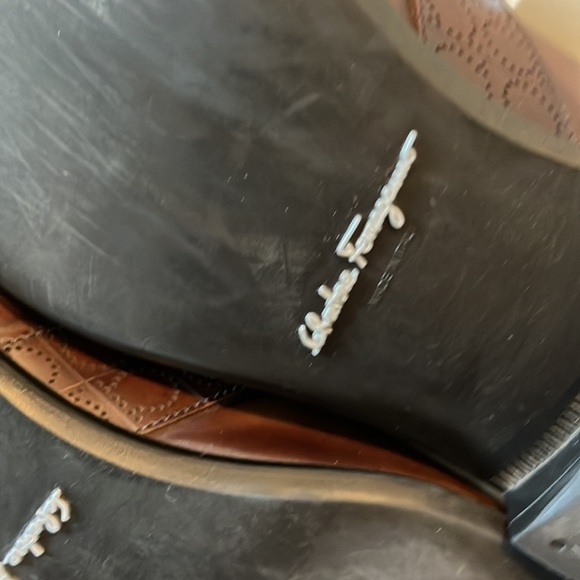 Salvatore Ferragamo Goliath Italian Leather brown Loafers perforated size 9.5D main image 9